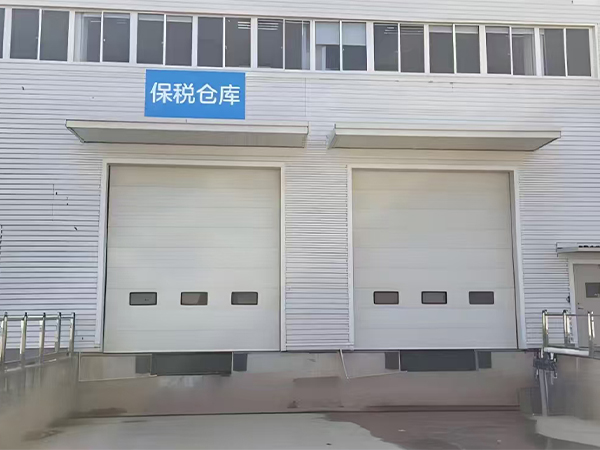 工業滑升門